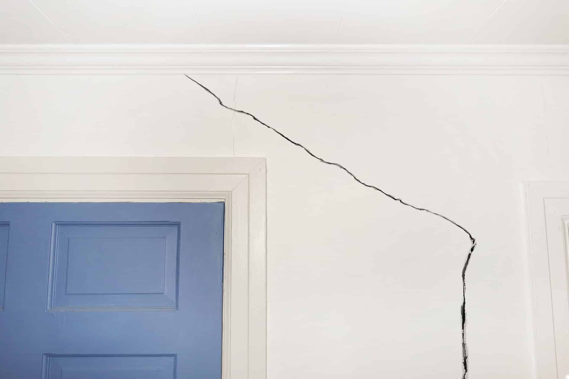 interior drywall crack